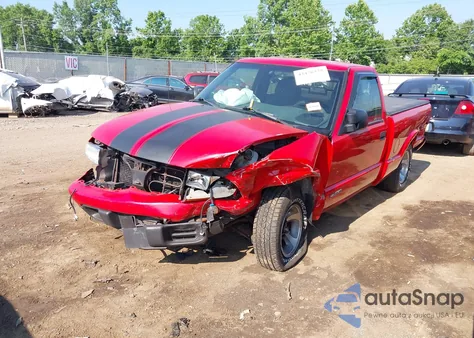 2002 Chevrolet S-10 Ls from USA, damaged, VIN 1GCCS145728190662
